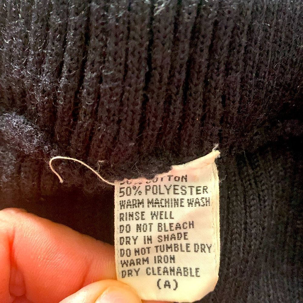 Black winter  Knit Skirt - Picture 5 of 5